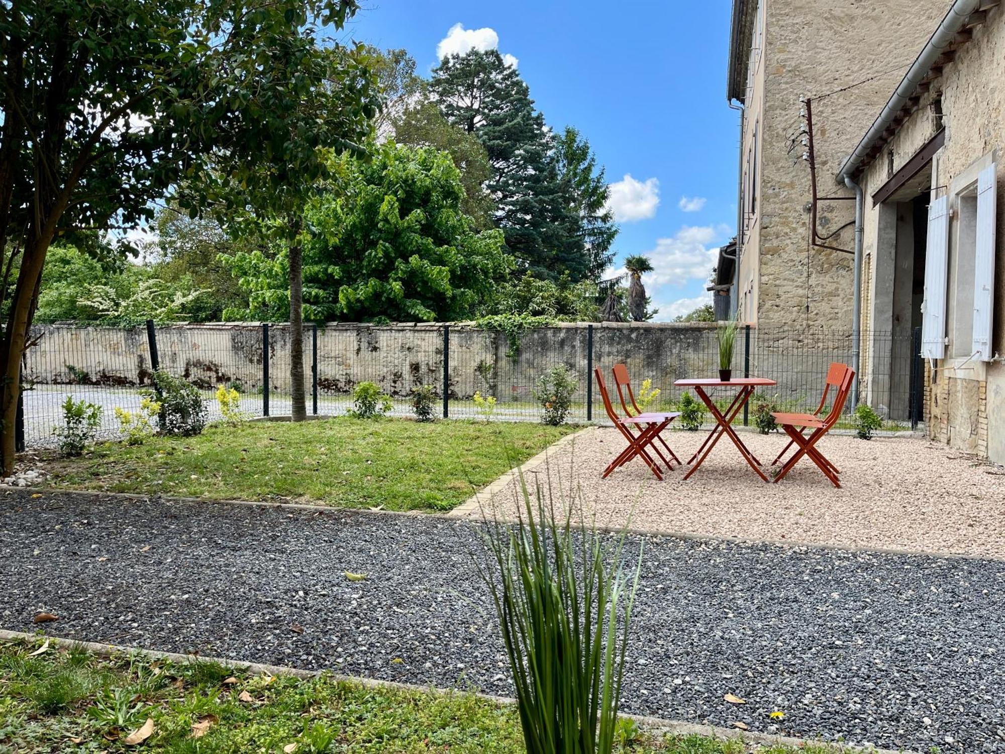 Le Riquet - Parking Et Jardin Prive, Clim, Rdc Castelnaudary Eksteriør billede